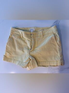 Market & Spruce Pale Yellow Women’s Shorts